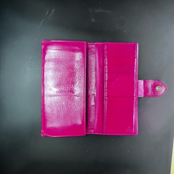 Gucci Beige and Magenta  Women's Wallet - Picture 7 of 13